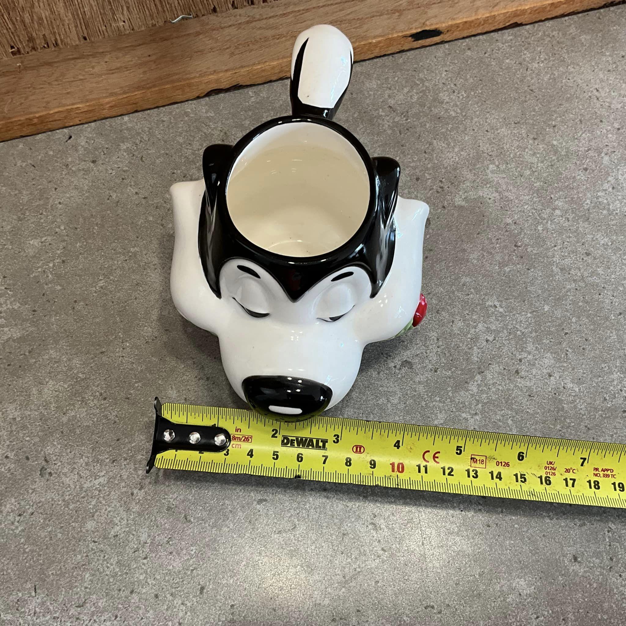 10□ペペ ル ピュー □マグカップ 1993年 陶器製 ワーナーブラザーズ 