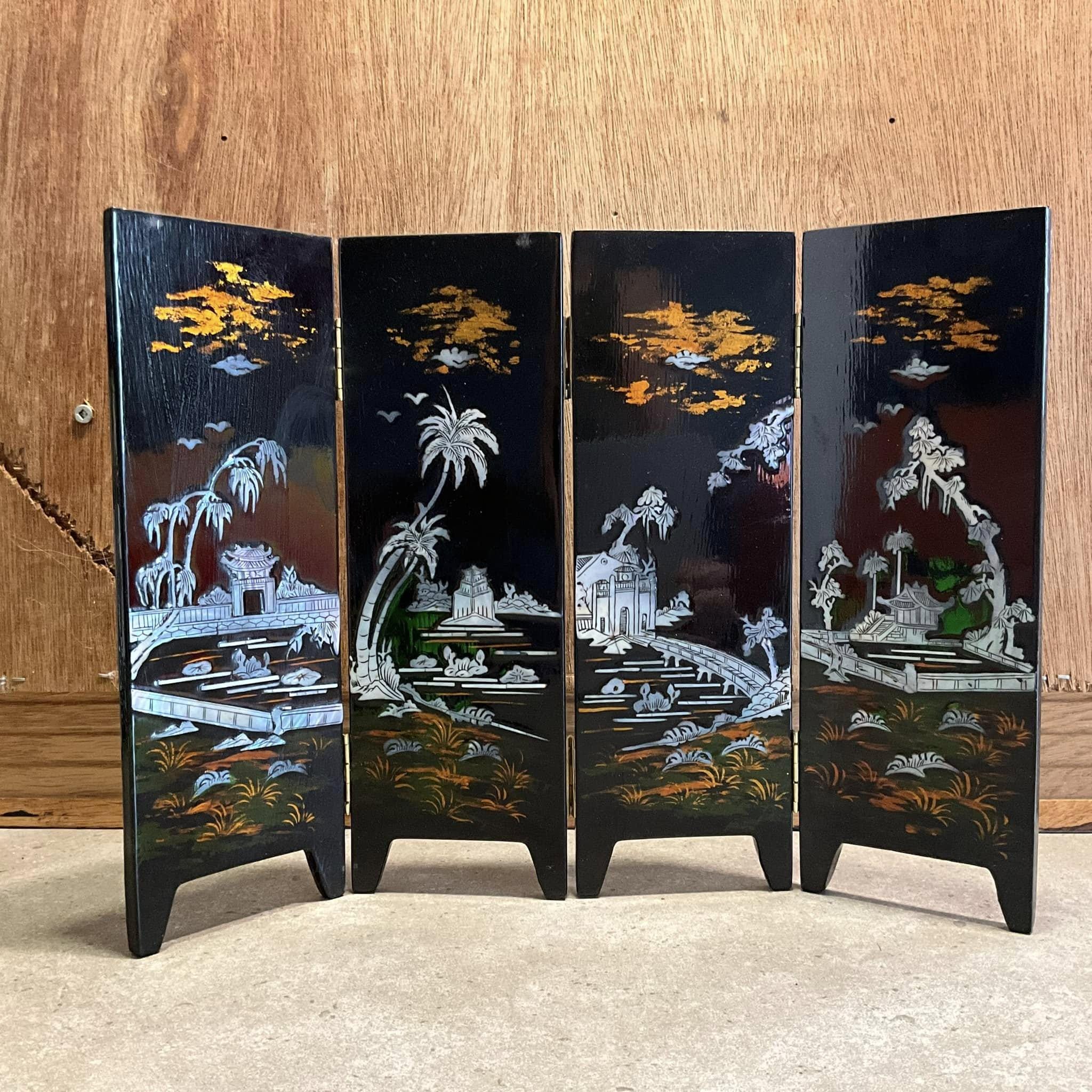 ベトナム　漆絵　シャガール風 漆絵 俵屋宗達の名作_国宝・風神雷神図 NH44 : 絵画制作専門