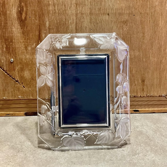 Vintage Mikasa Glass Frame - Etsy Vintage Picture Frame Lead Crystal Frosted Floral Clear 5x7\