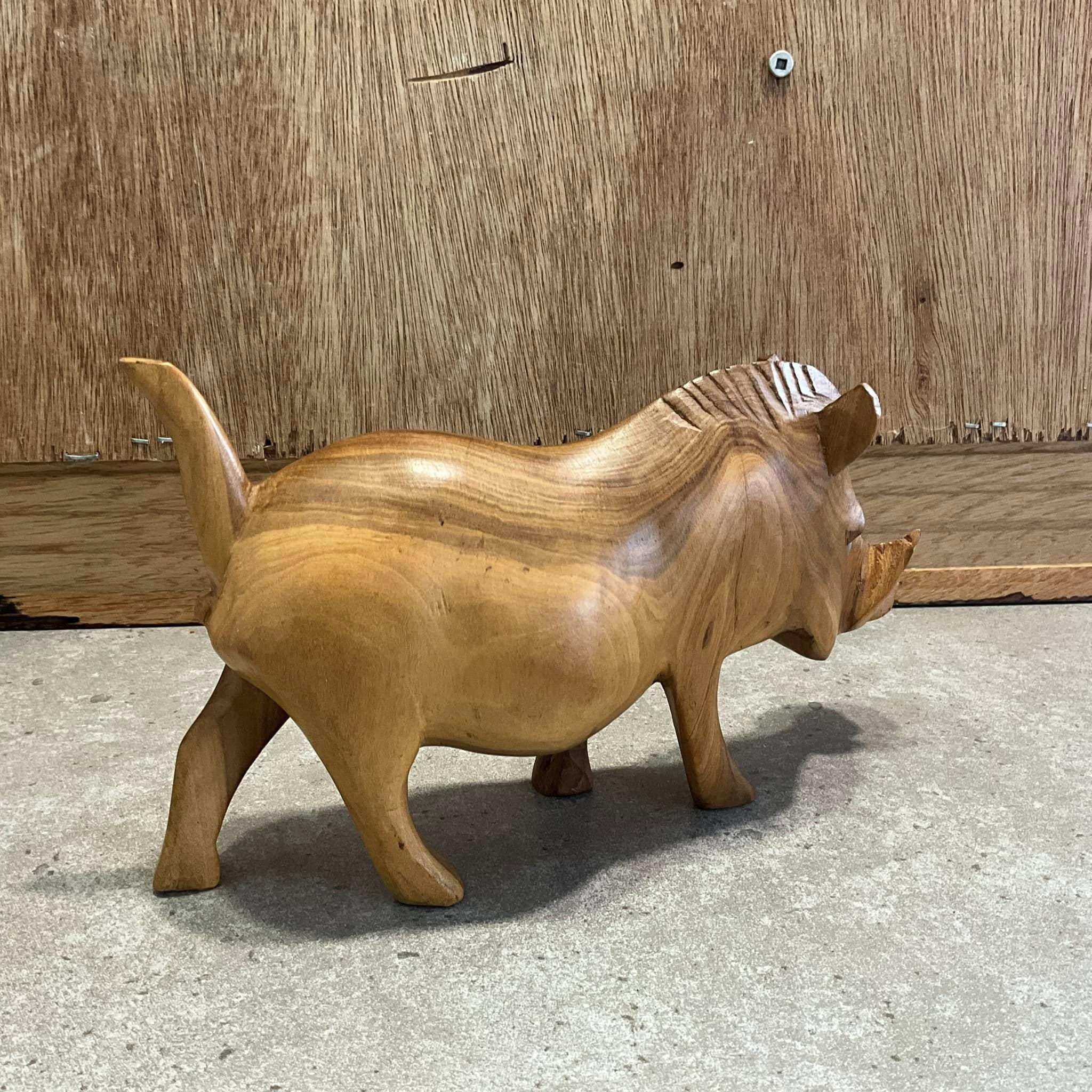木彫りのイボイノシシのケニアの置物、木製の像、動物、木彫り - Etsy 日本