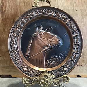 Vintage Copper Horse Wall Plate, Horse Lovers Gift, Decorative Wall Plate Horse Country Scene Copper Wall Hanging Decor Mid Century