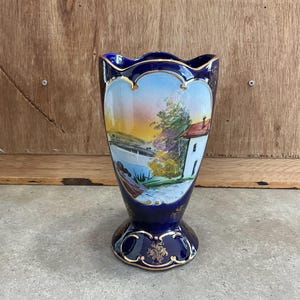 Vintage Pereiras Valado Hand Painted Ceramic Vase 9.2&quot; Made in Portugal