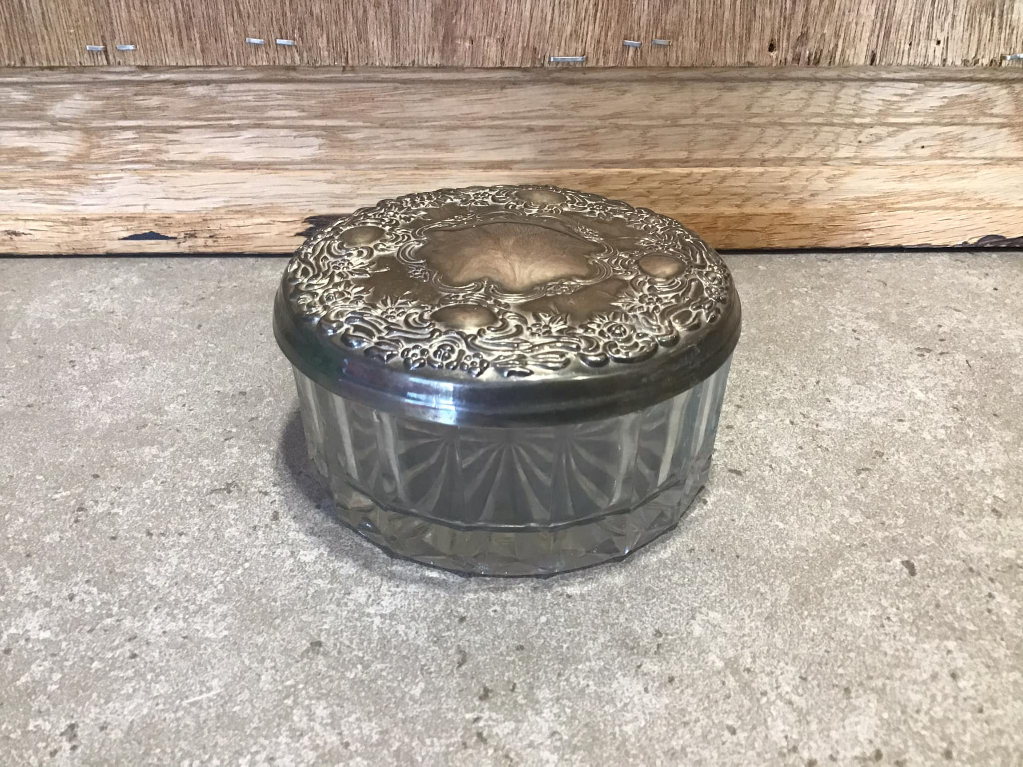 Vintage Silver Plated Glass Powder Dish With Mirrored Floral Lid