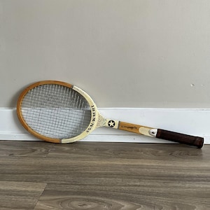 Racchetta da tennis vintage in legno Snauwaert World Star: decorazioni sportive belghe