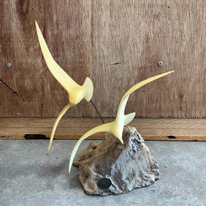 Vintage John Perry Double Seagull Art Sculpture on Burl Wood | 1970&#39;s Art Sculpture
