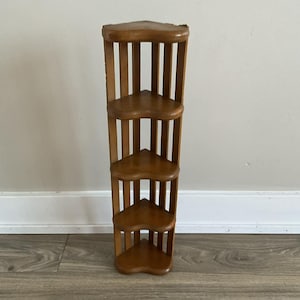 Vintage Heart-Shaped Pine Corner Shelf - 5 Tier Wooden Display