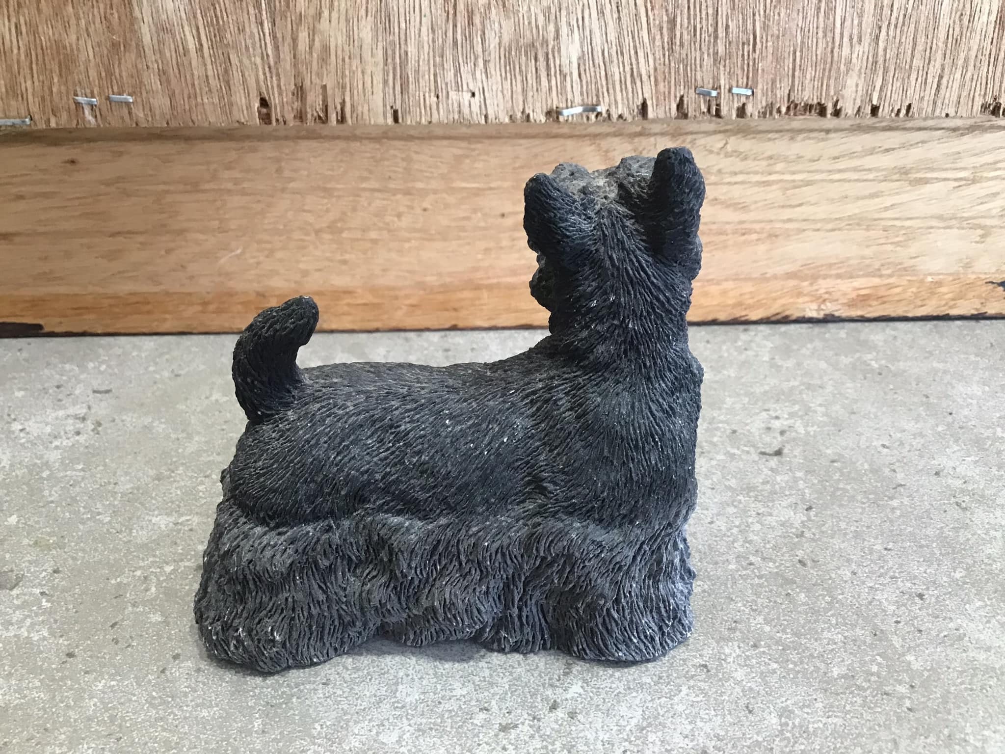 スコティッシュテリア犬の置物 - Etsy 日本