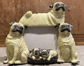 Vintage Pug Dog Family Picture Frame, Pug Lover Gift, Multi-Pug Resin Photo Frame, Pug Mom Home Decor, Collectible Dog Statue Frame
