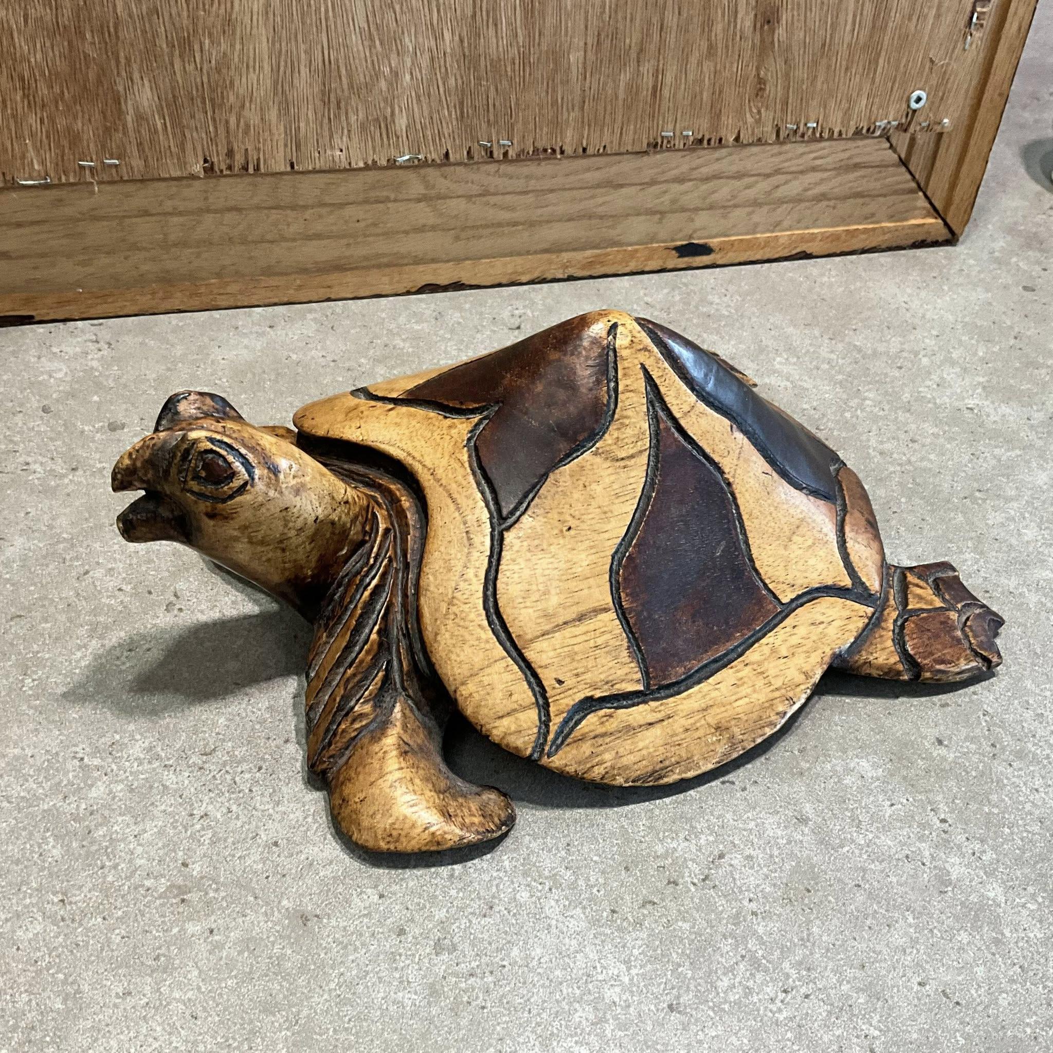 木彫りの亀の置物：風水知恵装飾（9.2インチ x 7.2インチ x 3.5インチ