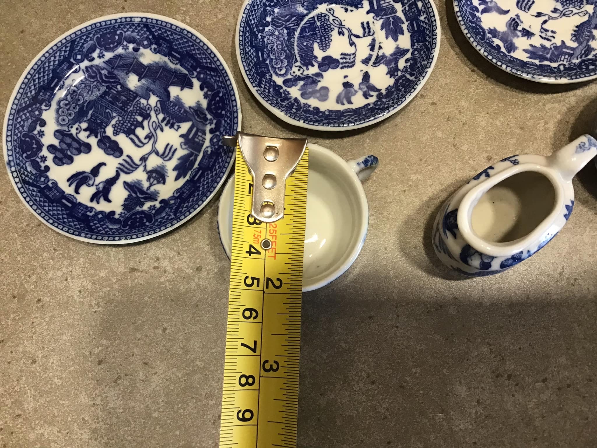 ヴィンテージ ミニチュア ブルーウィロー ティーセット：カップ