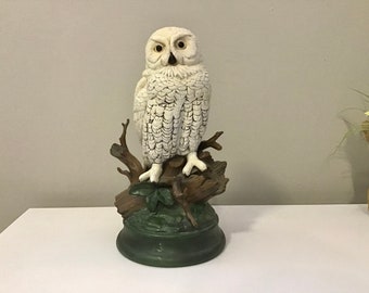 Vintage Snow Ceramic Owl Display Statue / Figurine Collection Ceramic Owl Statue