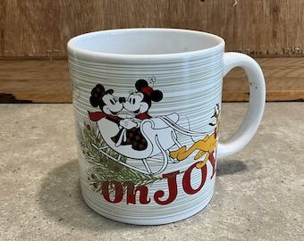 Disney Mickey & Minnie Weihnachtskaffeetasse Schlittenfahrt JOY