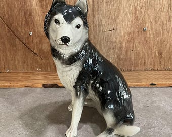 Vintage 1987 Signed Siberian Husky Porcelain Figurine, Hand-Painted Italian Ceramic Dog Statue, 12-inch Collectible.