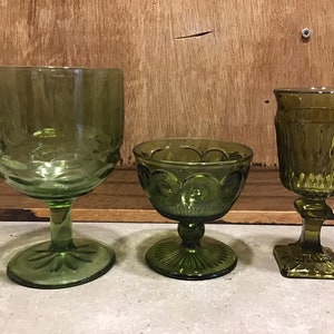 3 Vintage Avocado - Green Different Glasses
