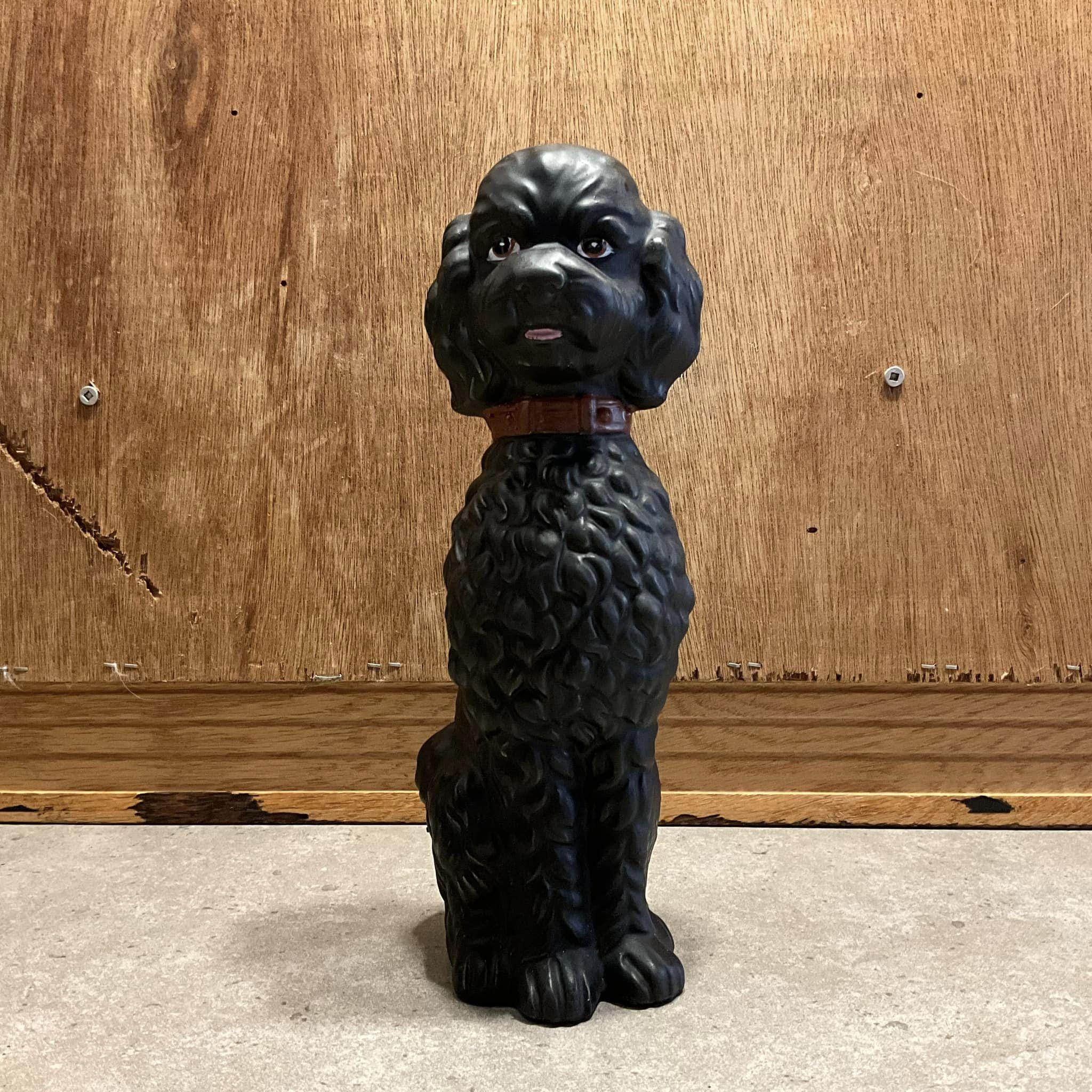 BLACK❤︎ブラックプードル★リアルな置き物❤︎ ヴィンテージの黒いプードルの置物：コレクター向けの犬の像 - Etsy 日本