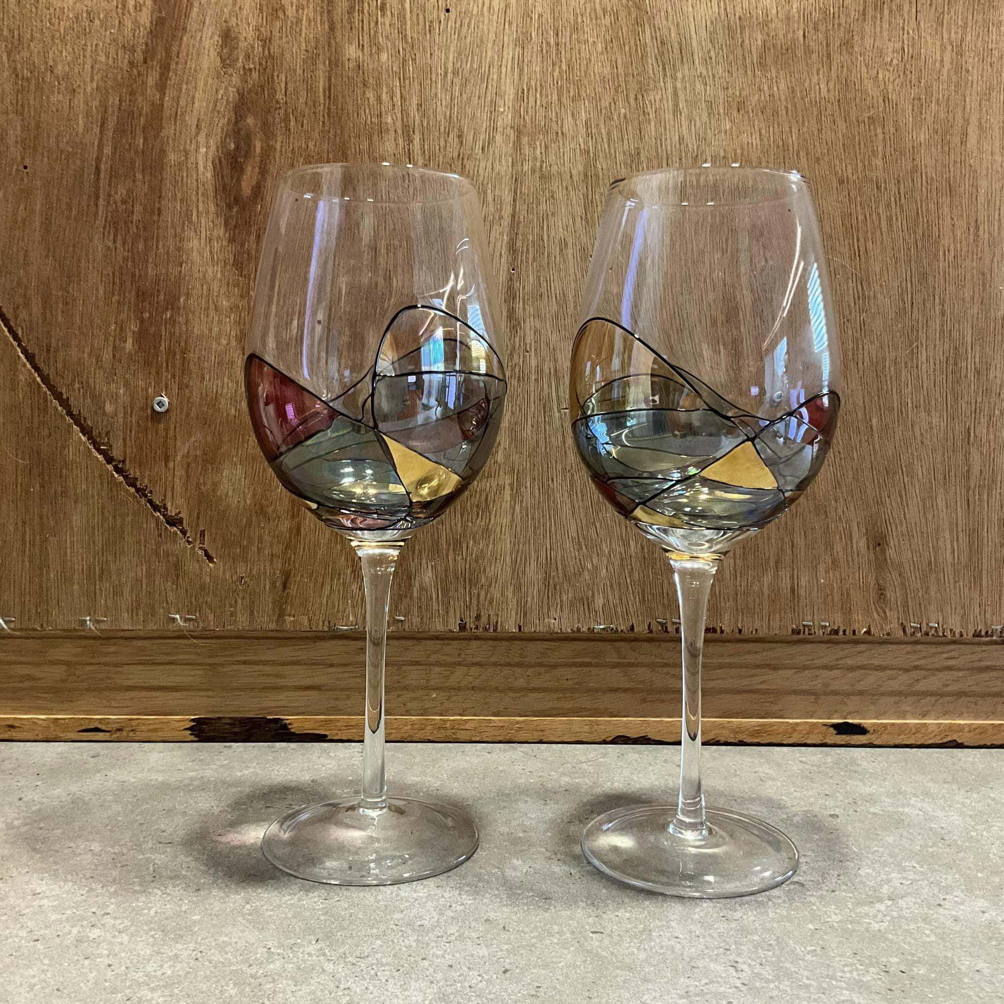 2 CORNET Barcelona Sangrada Wine Glasses, Abstract Balloon Wine Glasses,  Hand Blown Mosaic Wine Glasses, Blown Glass, Vintage Wine Glasses - Etsy