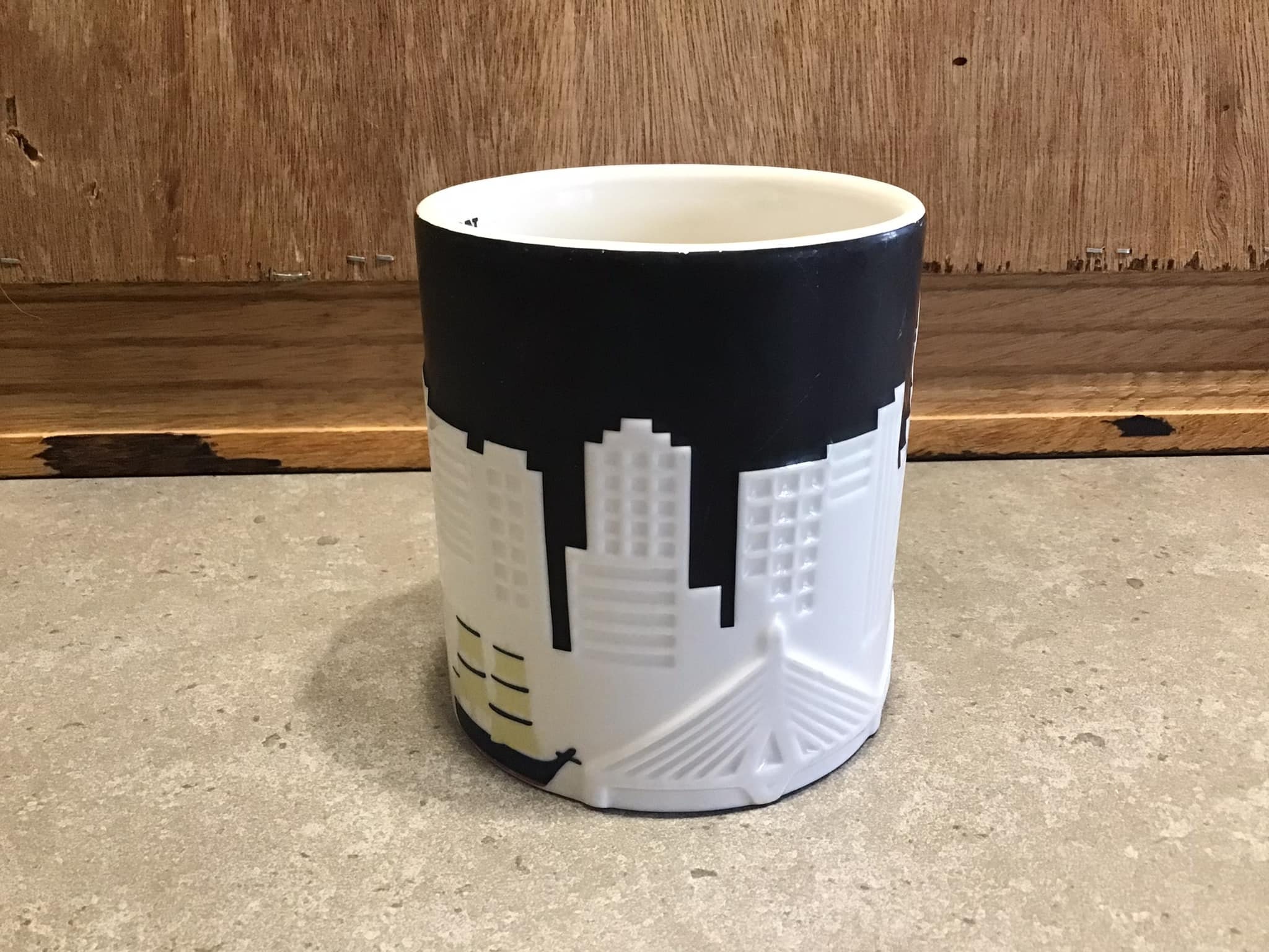 Starbucks Collector Series Black & White Boston City Skyline Starbucks Collector Series Black & White Boston City Skyline