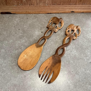 Vintage Elephant Carved Wood Serving Fork And Spoon 11.2 Inches, Vintage Carved Wooden Salad Serving Spoon and Fork Set