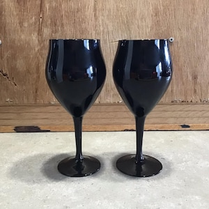 2 Vintage Black Amethyst Stemmed Wine Goblets by Libbey, USA, Retro Barware