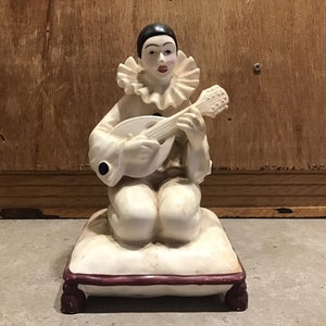 Vintage Sigma Taste Setter Pierrot Clown Ceramic Music Box - Made in Japan