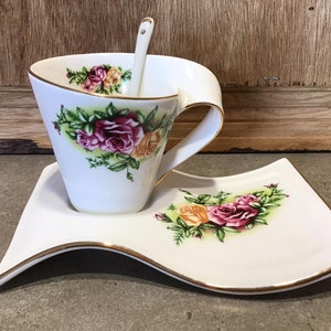 vintage Service à thé en porcelaine fine de la collection Adeline, tasse à thé, soucoupe et cuillère, design anglais floral, simple tasse à thé anglaise délicate, individuelle