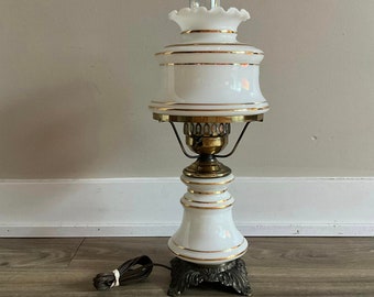 Vintage TWTW Hurricane Lampe: Viktorianisches Revival Akzentlicht