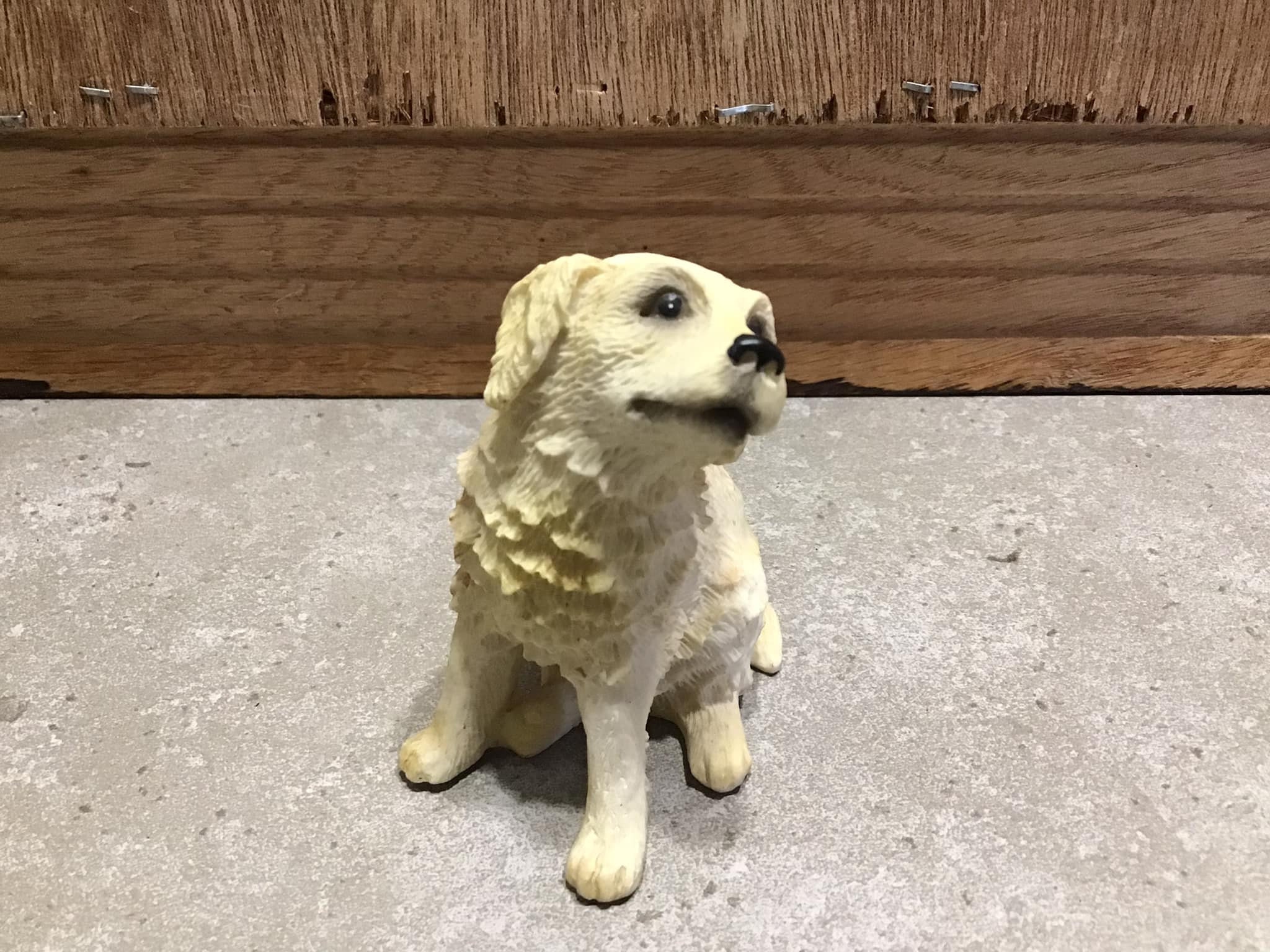 ラブラドールレトリバーの置物 犬好きの方へのギフト - Etsy 日本