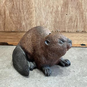 1984- UDC Classic Critters, Beaver Figurine, Wildlife Animal Figurine