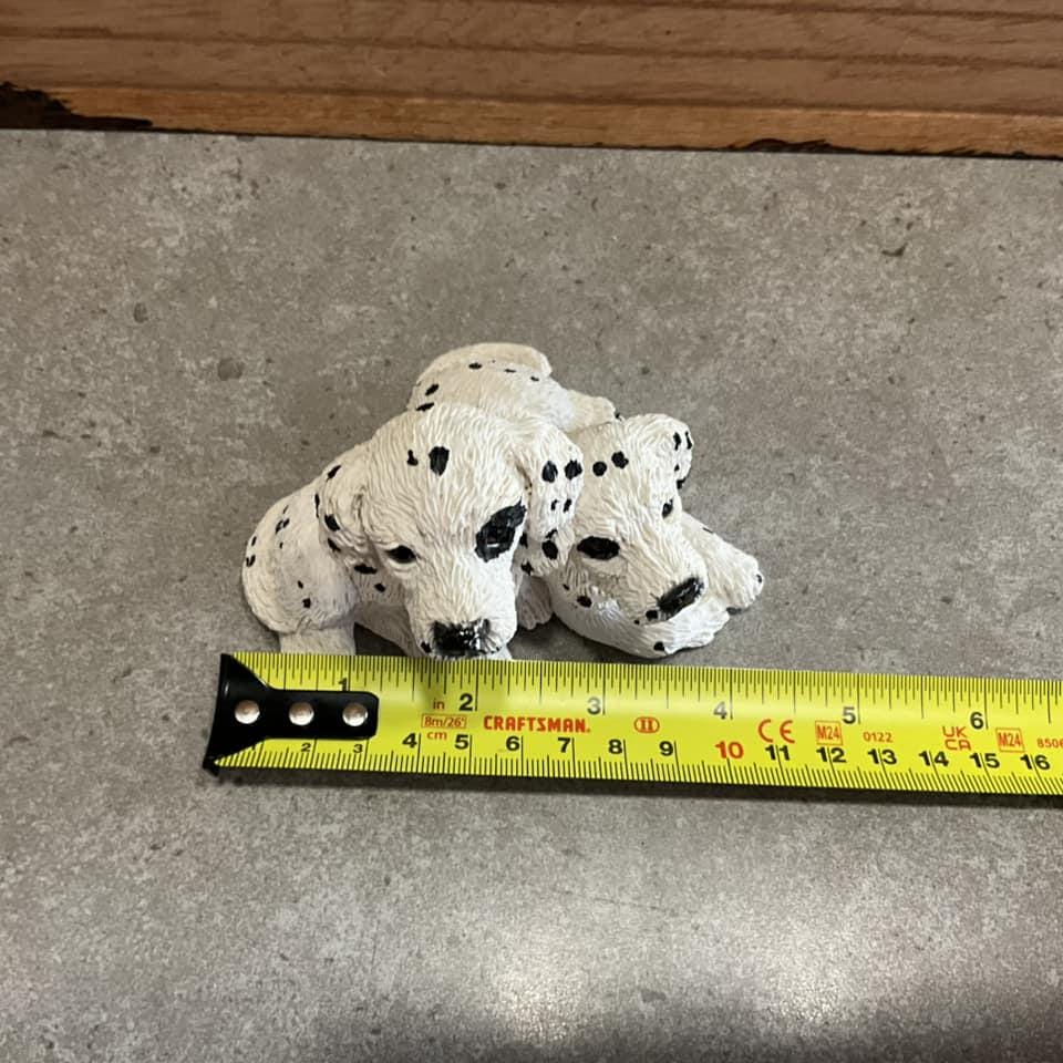 ヴィンテージ☆ダルメシアン木製置物 黒白斑点☆ ヴィンテージのダルメシアン犬の置物、白黒の斑点、カナダ製 - Etsy 日本