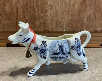 Vintage DBL Delft Blue Hand Painted Blue & White Porcelain Cow Creamer Holland, windmill,  beautiful decoration in the kitchen