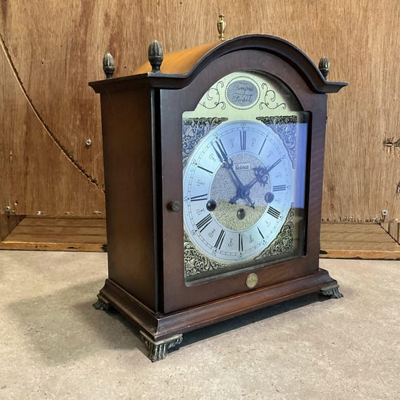 bulova ウエストミンスター　アンティーク　置時計 Bulova Tempus Fugit Westminster Chime Mantel Clock