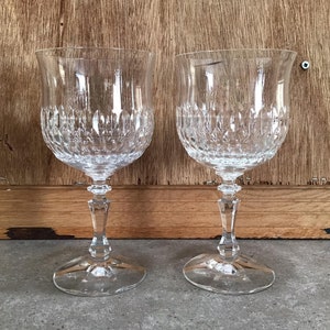 2 SCHOTT ZWIESEL Crystal Wine Glasses