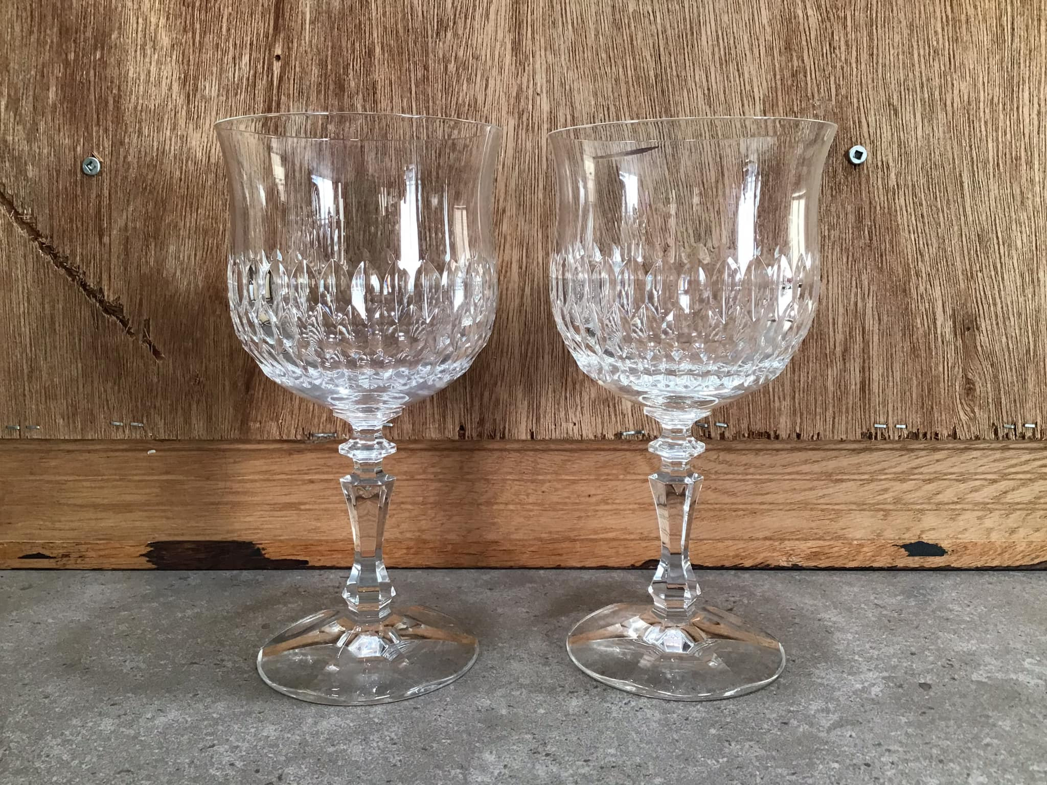 2 SCHOTT ZWIESEL Crystal Wine Glasses
