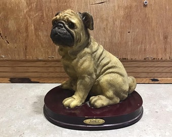 Pug Sitting Statue Sculpture Sitting Dog Statuette Simulation Animal Model Figurine Home Interior Decor