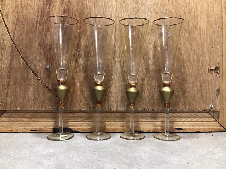 Bicchieri da champagne con stelo gorgogliante color oro e dettagli in vetro ambrato Bicchiere da cocktail in stile Hollywood Regency Great Gatsby immagine 2