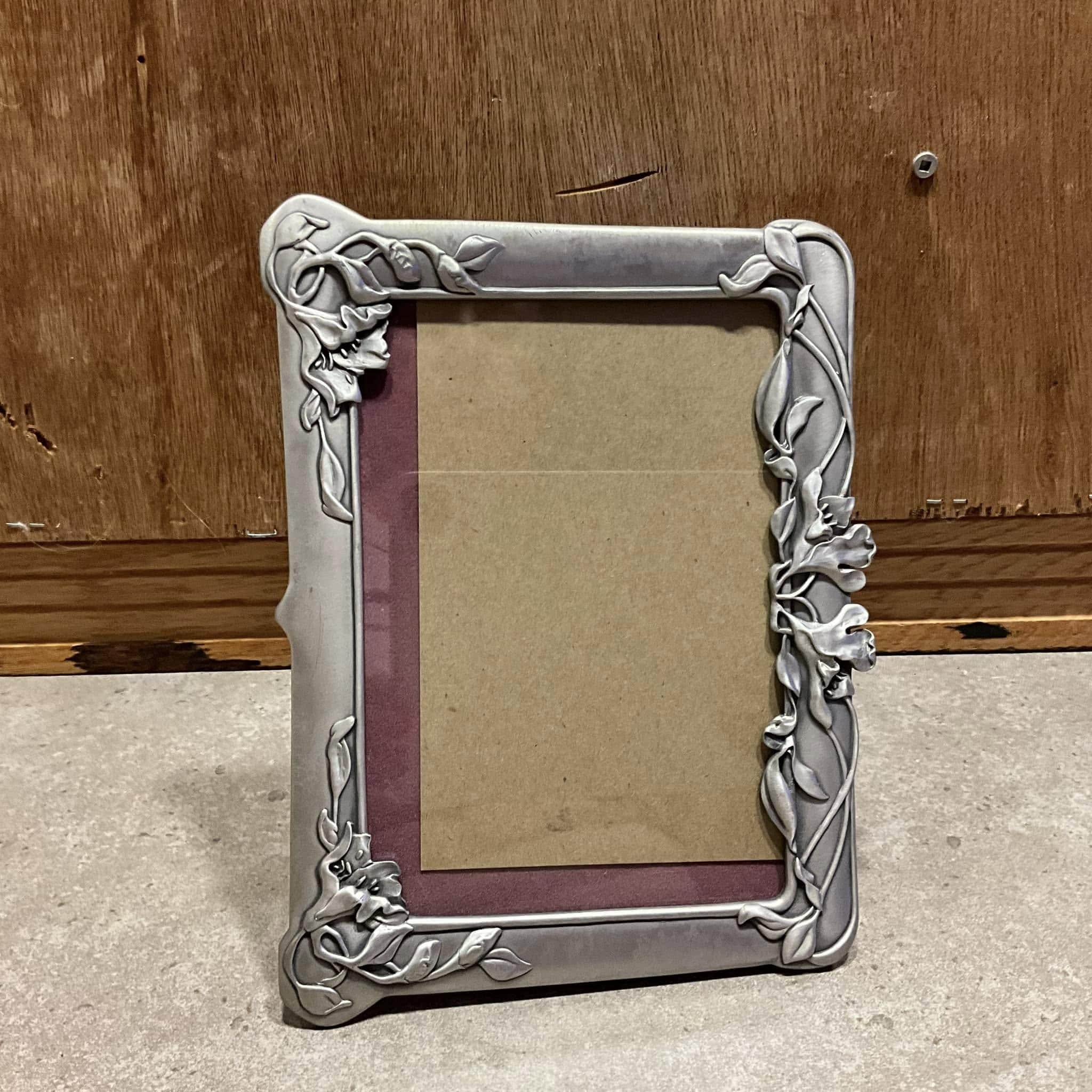 Vintage Seagull 1992 Pewter Flower Design Picture Frame, Photo