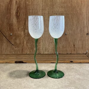 2 Amcaro Tulip Flute, ręcznie dmuchane szkło artystyczne, artykuły barmańskie, wyprodukowane w Rumunii