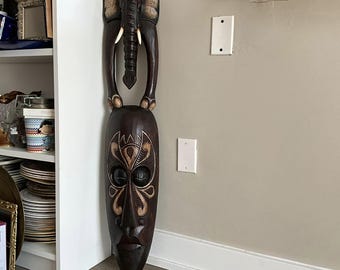 アフリカの手彫りの大きな木製部族バコタガーナヴィンテージマスク