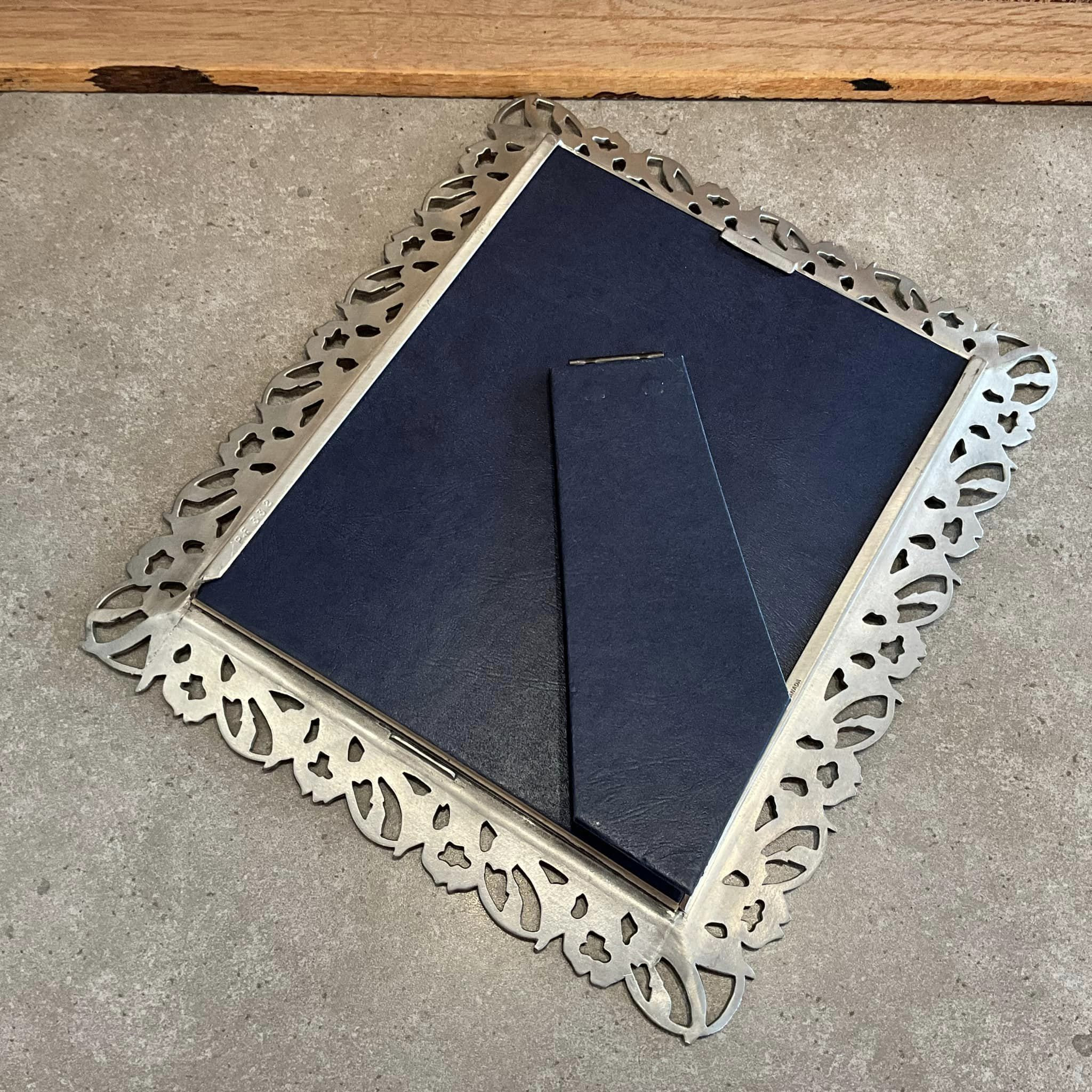 ヴィンテージ シーガル ピューター フォトフレーム - 花柄デザイン