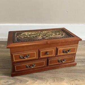 Vintage Musical Wooden Jewelry Box Flip Open Carved Top Red