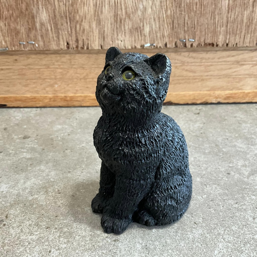 チーター？Deco Figurine Black Cat 90 Vintage Black Kitty Cat Statue - Etsy
