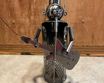 Vintage Metal Guitarist Wine Bottle Holder – Removable Robot Head Topper Caddy – Welded Scrap Iron Musician Rock Star Art Statue