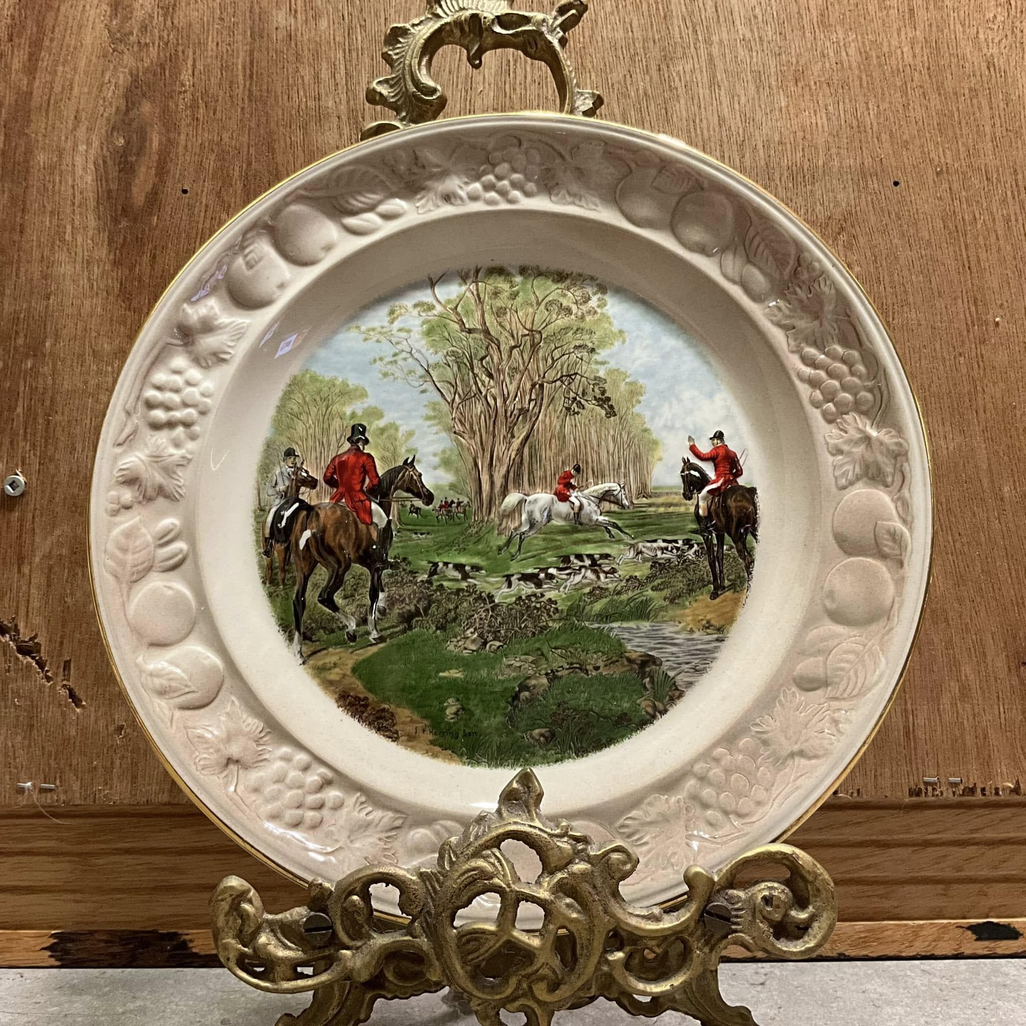 ハンティングシーン　プレート22.５cm２枚 Wedgwood Plates Hunting - Etsy