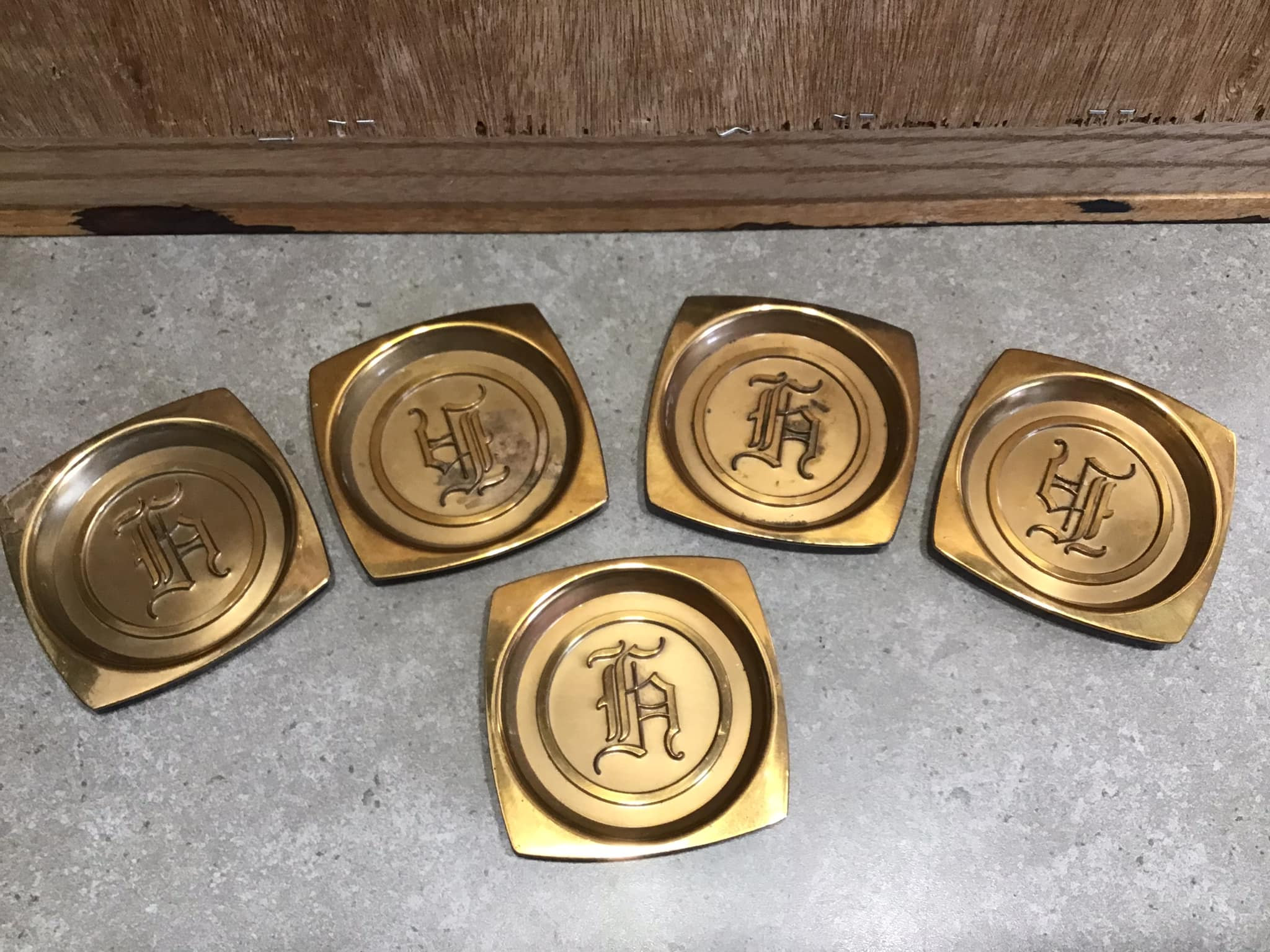 Brass Coaster Set 4  Antiqued Brass – THATCH