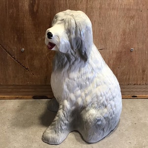 Estatua de perro pastor sentado de cerámica de arte vintage, 12 pulgadas de alto