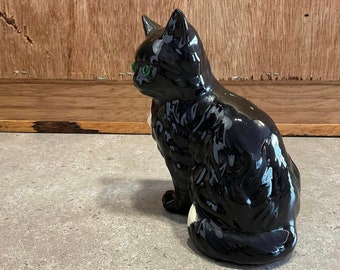 ヴィンテージセラミック製黒猫の置物：緑色の目、高さ5.5インチの子猫