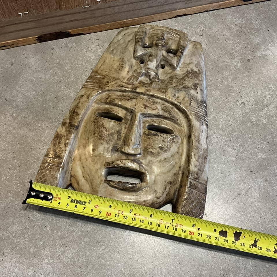 ヴィンテージの石製アステカ仮面：メキシコ・マヤ装飾品（11.5×8.2cm