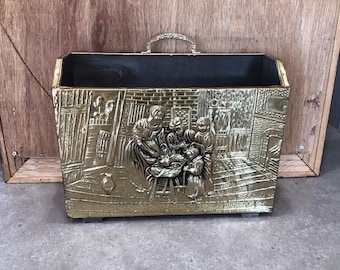 Vintage Engels messing tijdschriftenrek: Repousse-ontwerp, opberger uit het midden van de eeuw