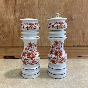 Vintage Styson Salt Shaker & Pepper Mill Set: Woodcrest Floral Porcelain, Made in Japan
