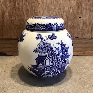 Vintage Mason&#39;s Ironstone Ingwerdose mit Deckel in Blau und Weiß